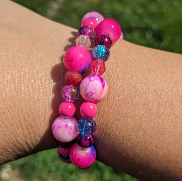 Hot Pink Beads Sparkly Bracelet Glam Cute Handmade Beads Barbie - Picture 13 of 14